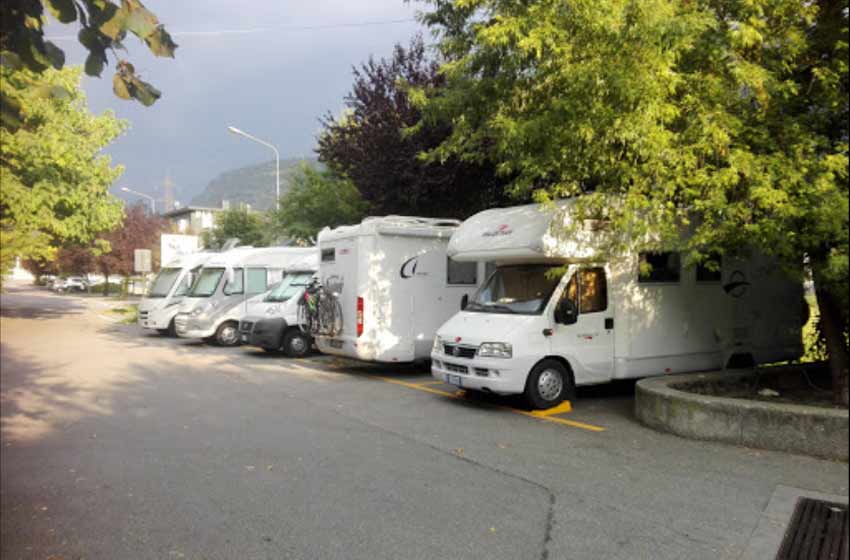 Area sosta camper città di sondrio