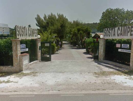 CASA VACANZE SOSTA CAMPER FUSILLO ROSINA