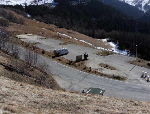 AREA SOSTA CAMPER STALLE LUNGHE