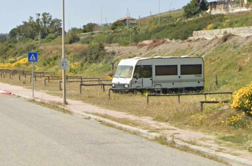 Area sosta camper lungomare di ferruzzano