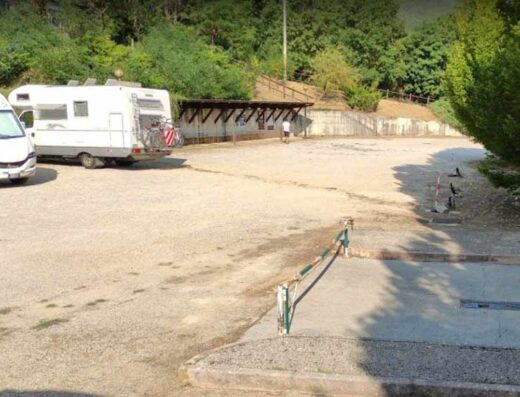 PARCHEGGIO GROTTA DI STIFFE