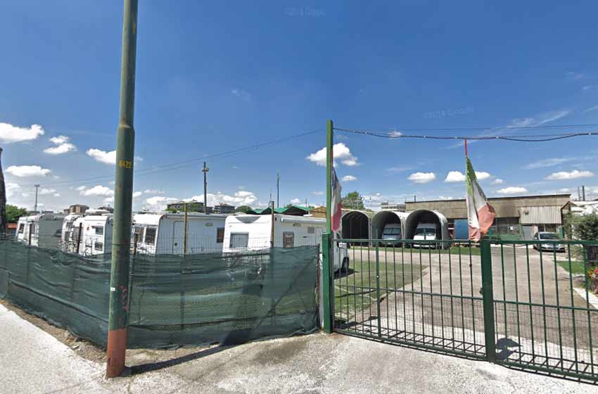 Area sosta milano navigli