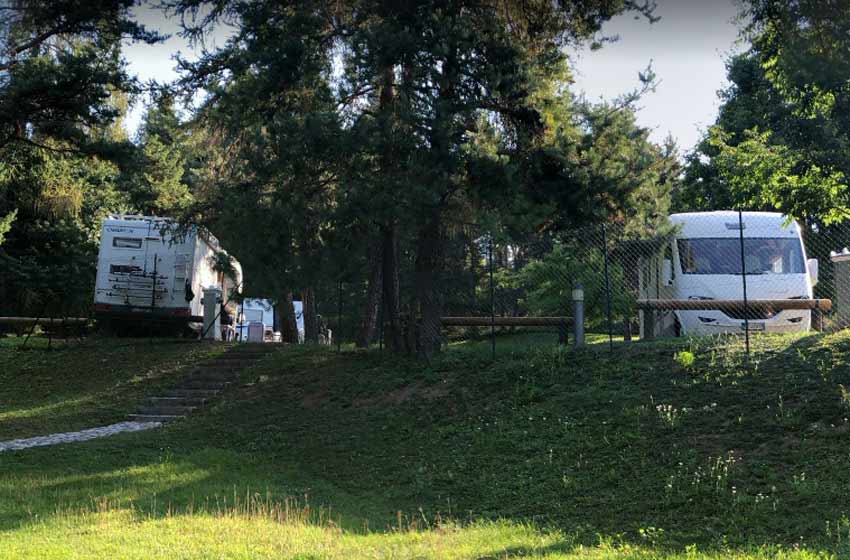 Area sosta camper - "la batuda" - tres