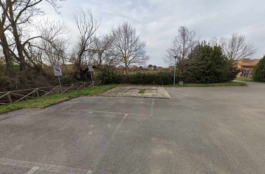 Area sosta camper borghetto