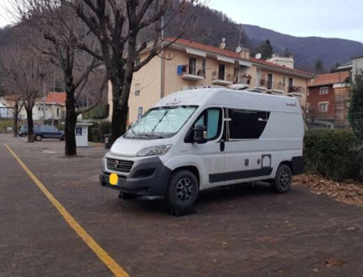 AREA SOSTA CAMPER VARALLO