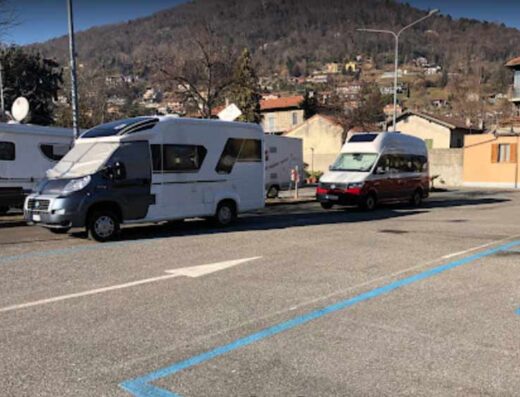 AREA SOSTA CAMPER VERBANIA
