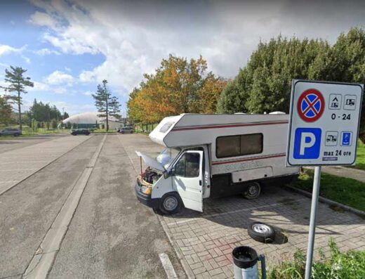 AREA SOSTA CAMPER VINCI