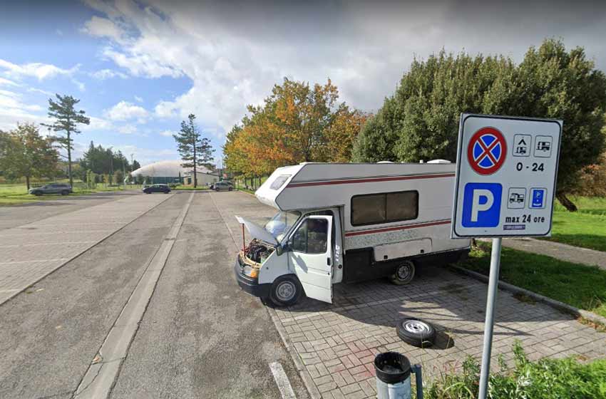 Area sosta camper vinci