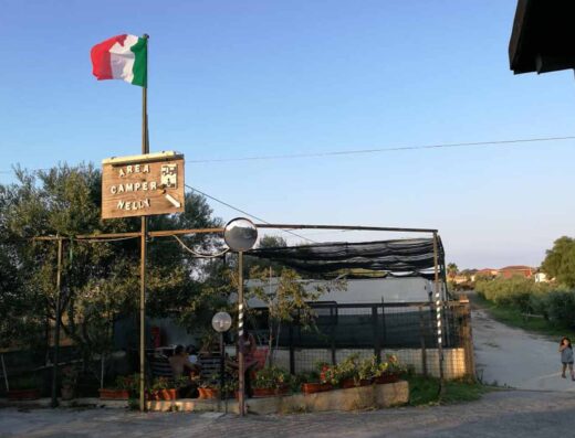 AREA ATTREZZATA CAMPER NELLY