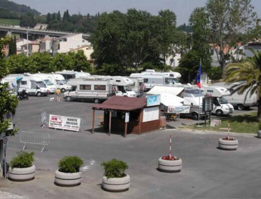 PORTO POTENZA PICENA SOSTA CAMPER