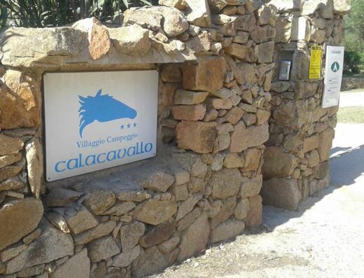 CALACAVALLO CAMPING AREA SOSTA