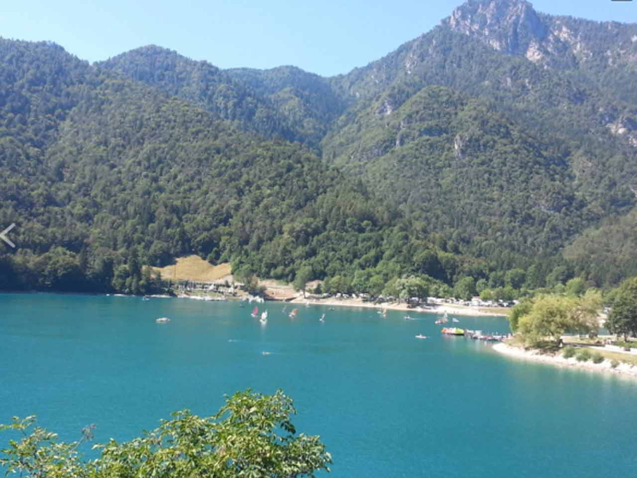 Camping al lago