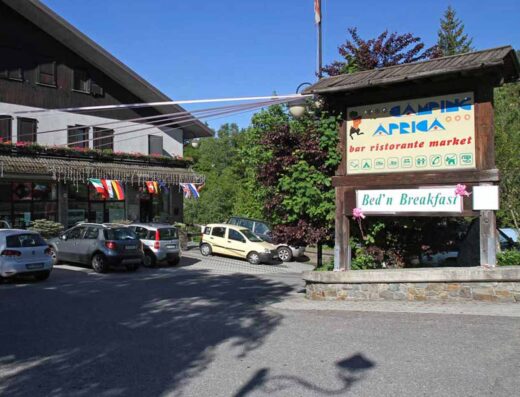 CAMPING APRICA