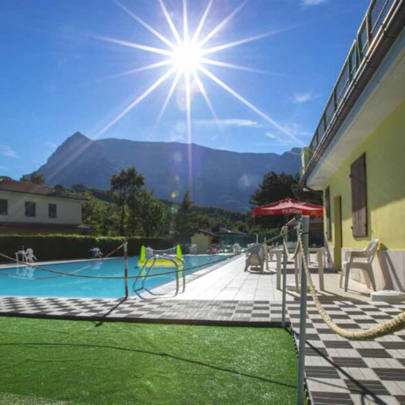 Camping vettore