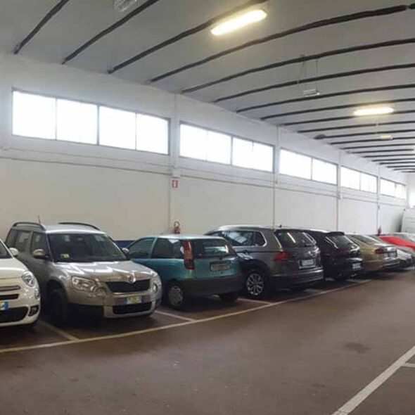 Il parcheggio del borgo