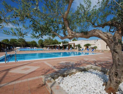 CAMPING VILLAGE LA PINETA