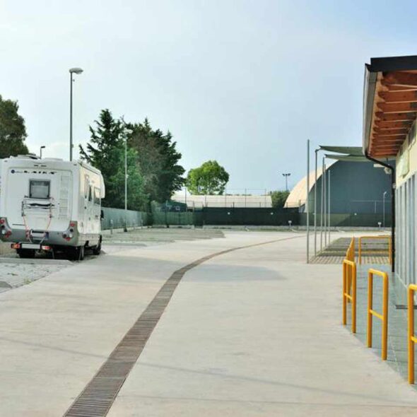 Camperstop lago mare