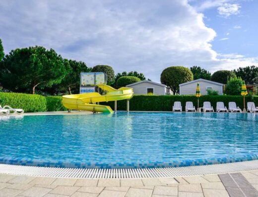 CAMPING VILLAGE LE PALME
