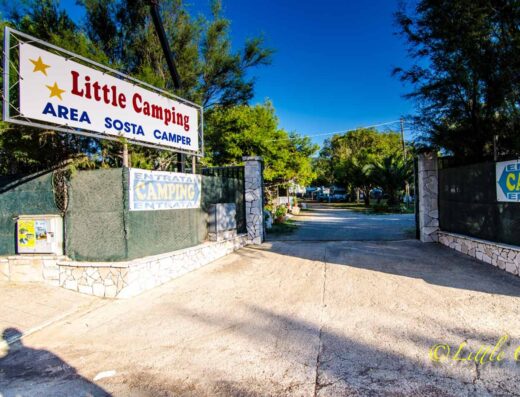 LITTLE CAMPING