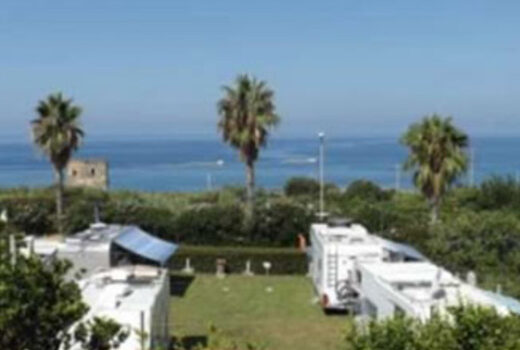 AREA SOSTA CAMPER TORRE PARISE
