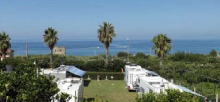 Sosta camper torre parise therapy - cittadella del capo