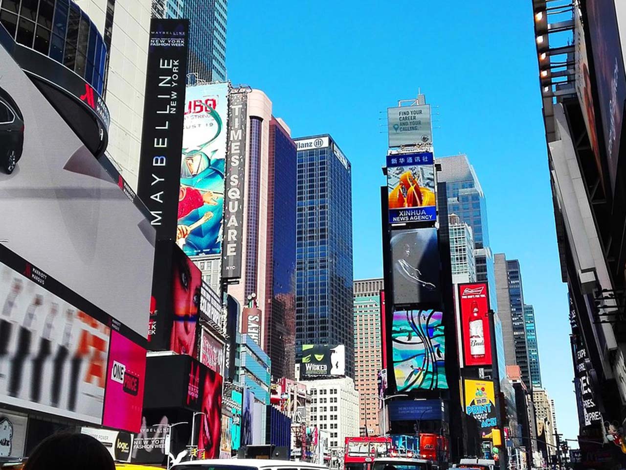 A misura duomo. Le grandi mete turistiche dallocchio delle live cam