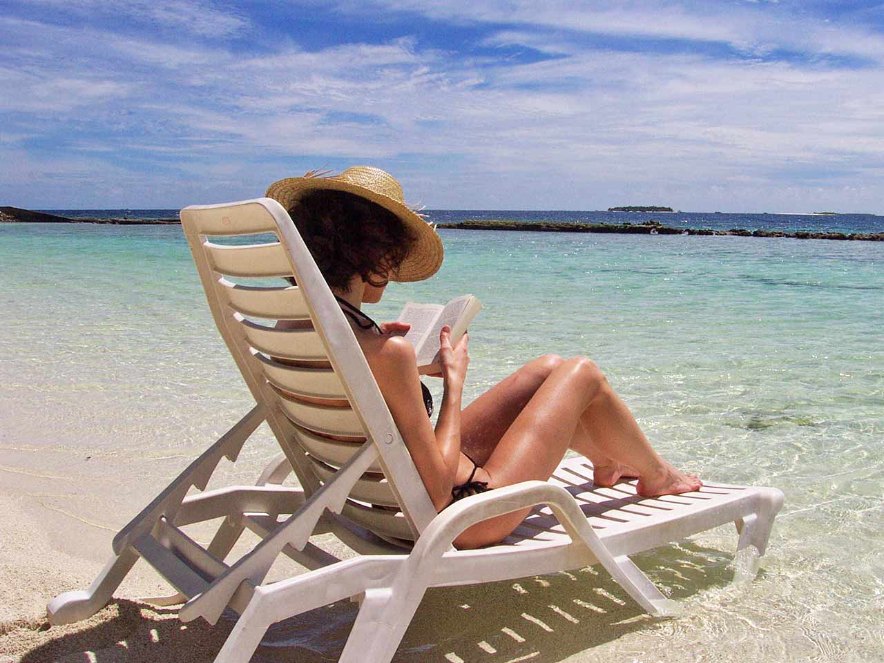 5+1 LIBRI IMPERDIBILI PER L'ESTATE