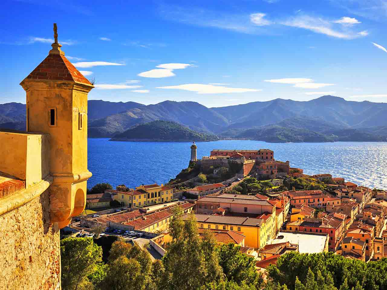 CAMPEGGI IMPERDIBILI SULLISOLA DELBA