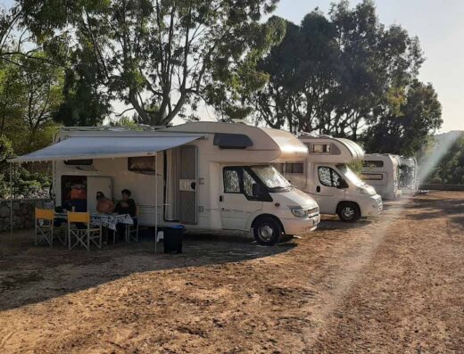 AREA SOSTA CAMPER LA CORNULA