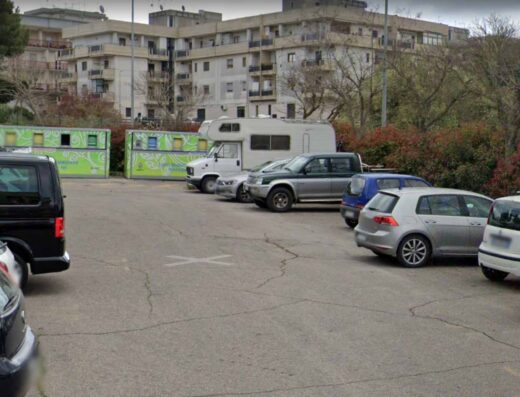 PARCHEGGIO VIA MONS. RUGGIERI