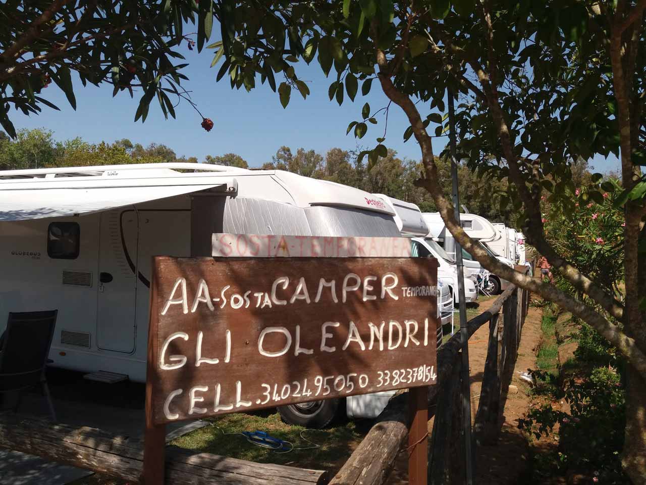 Sosta camper gli oleandri - sabaudia