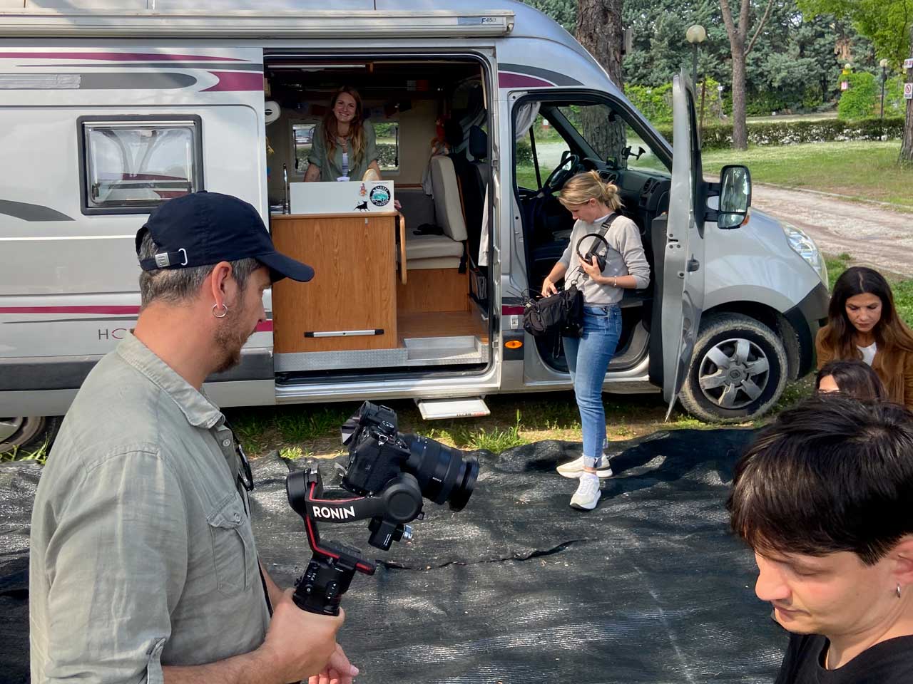 CAMPER IN VIAGGIO PARTE DA ASSISI CON ELEONORA E DAMIANO