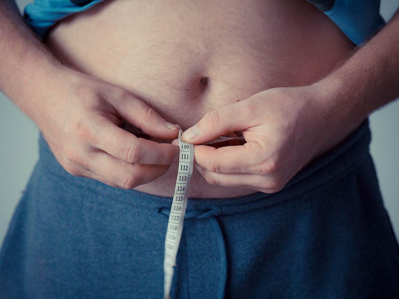 CONTRO LOBESITÀ PIÙ GRASSI E MENO CARBOIDRATI