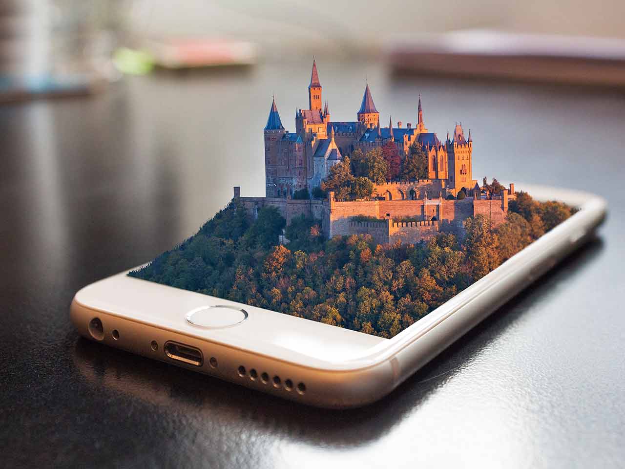 ITINERANTI E DIGITALI. LE MIGLIORI APP PER LA VACANZA IN CAMPER