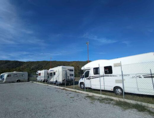 AREA SOSTA CAMPER CARBONE