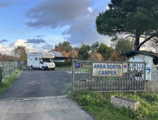 AREA SOSTA CAMPER BARSOTTI BIBBONA