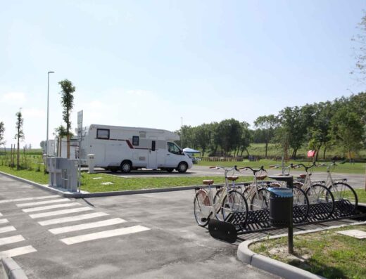 AREA SOSTA LA CICLOVIA DEL PO