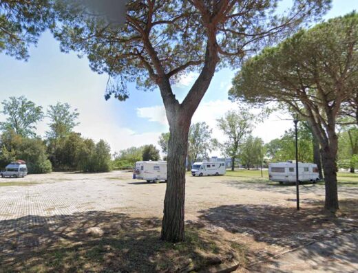 AREA DI PARCHEGGIO CAMPER LIDO DI VOLANO