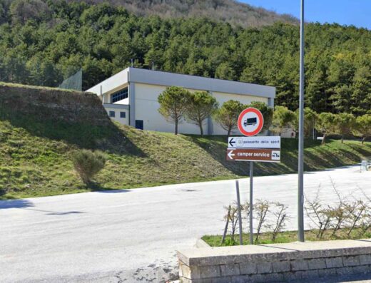 AREA DI SOSTA CAMPER PIETRABBONDANTE