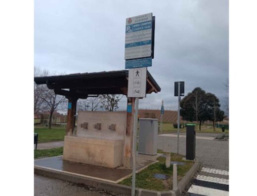 AREA SOSTA CAMPER GUSSAGO