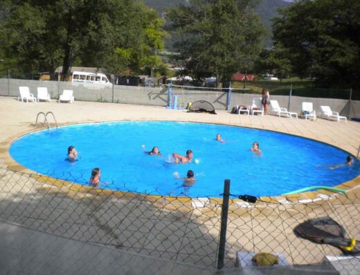 LES CARIAMAS