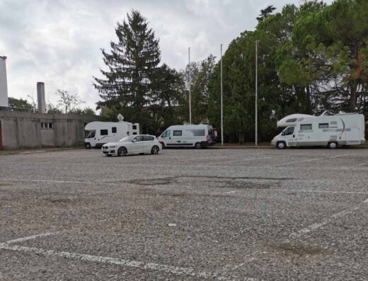 AREA SOSTA CAMPER PALMANOVA
