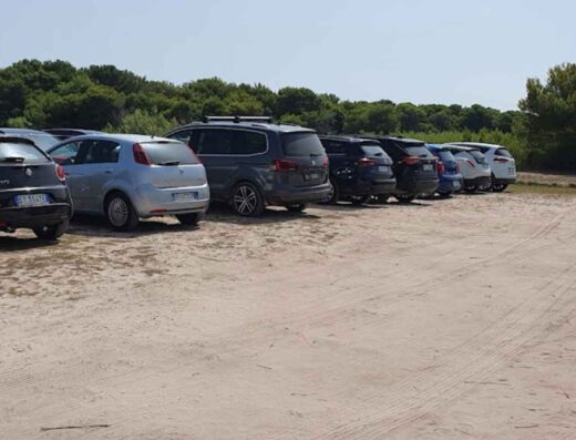 PARCHEGGI PER LA SPIAGGIA LIBERA UGENTO