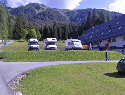 PARCHEGGIO DIURNO PROSCIUTTIFICIO WOLF SAURIS