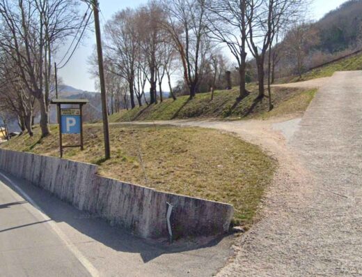 PARCHEGGIO PER IL PARCO DELLE CASCATE