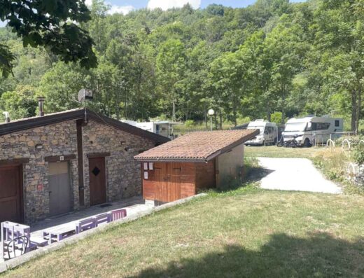RISERVA LA REGINA TRATTORIA PIZZERIA AREA CAMPER